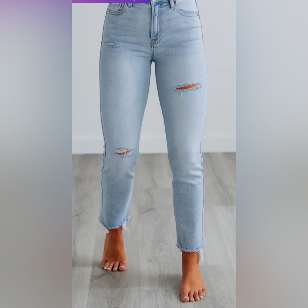 Quinn Hidden jeans Light Blue Distressed Women 28 worn once